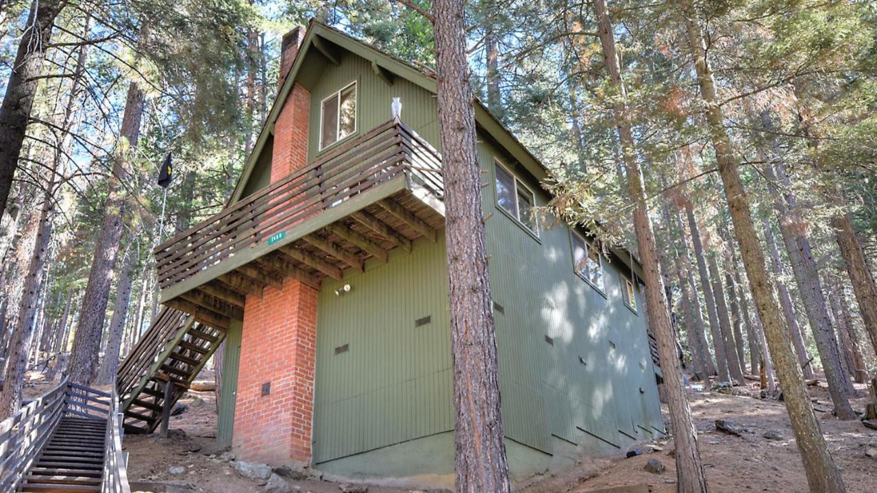 Hawks Nest Lodge * Yosemite West